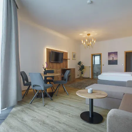 Stadthotel Pfeffermuehle Otel Gengenbach